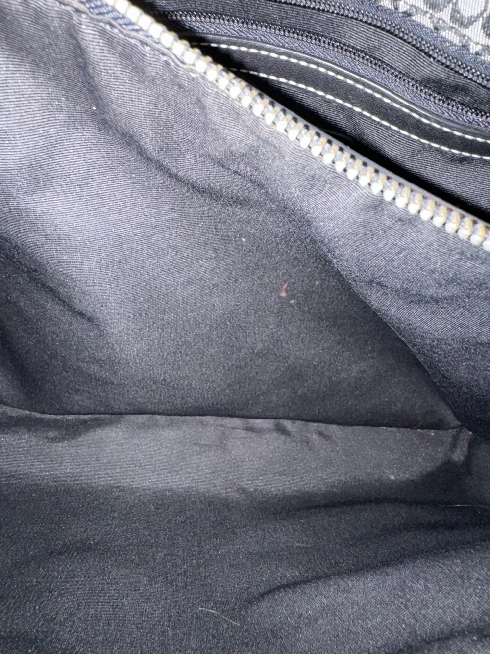 Coach tote signature